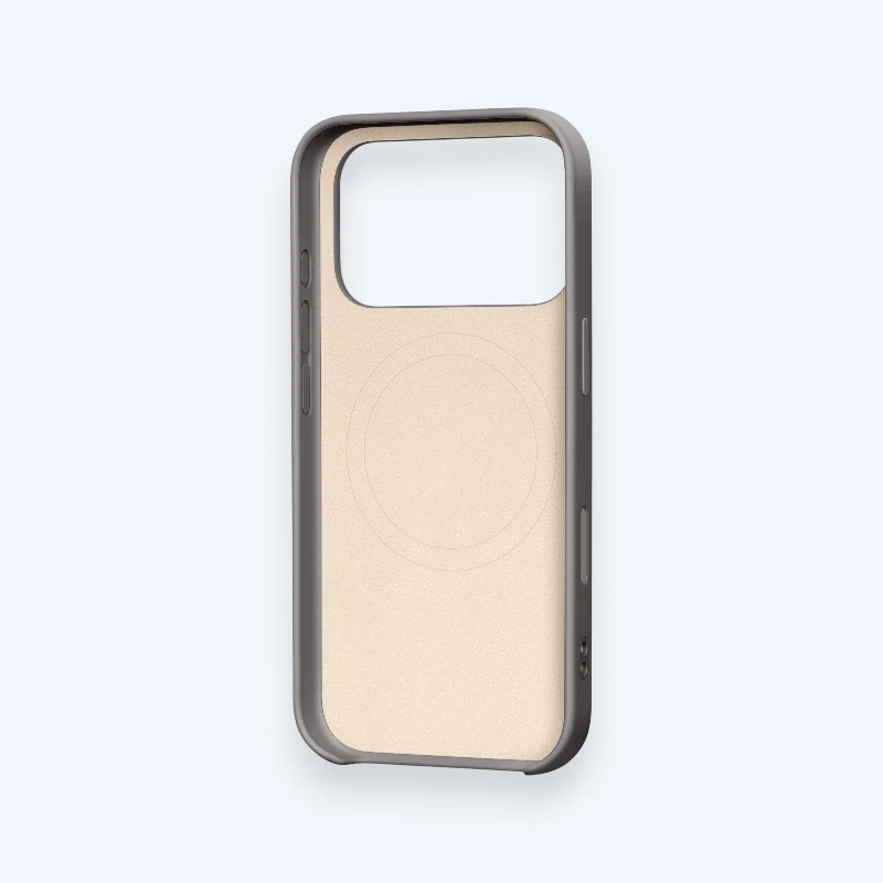 Пластиковый чехол MagSafe с ремешком-подставкой Beats Kickstand Case для iPhone 17 Pro
